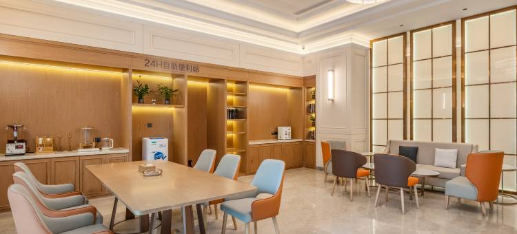 维也纳酒店(连云港东海步行街高铁站店)图片