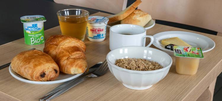 勒哈佛尔哈弗勒尔 B&B 酒店 2(B&B Hotel le Havre Harfleur 2)图片