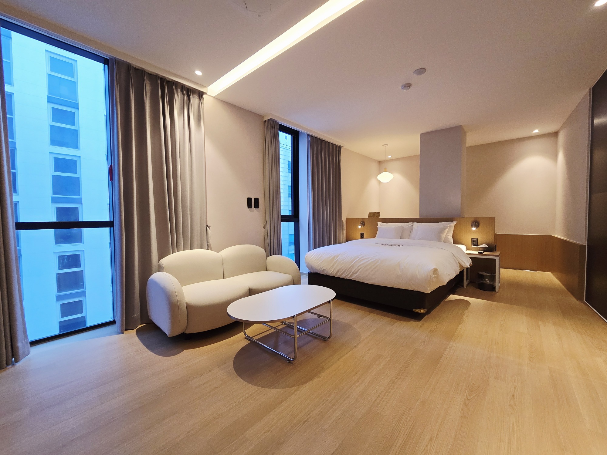 Tria Business & Boutique HotelOver view