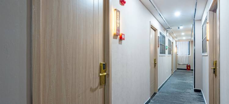 布丁严选酒店(西安钟楼地铁站回民街店)图片