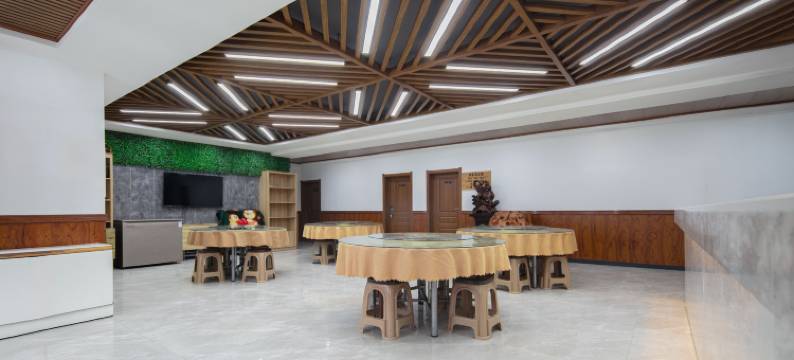 雪禾浪漫酒店(二浪河景区店)图片