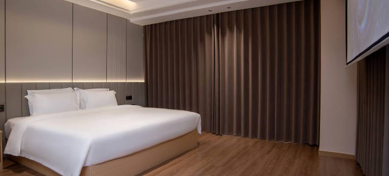 囍联鸿酒店(中国红木城店)图片