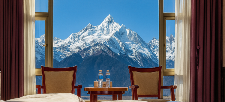 德钦梅里映月观景酒店(飞来寺梅里雪山景区店)图片