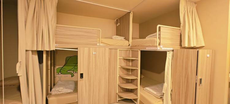芭东海滩岩石酒店(The Rock Patong comfort stay)图片
