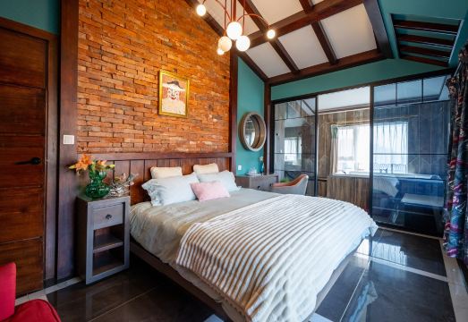 Fengcheng No.12 CourtyardHotel Overview