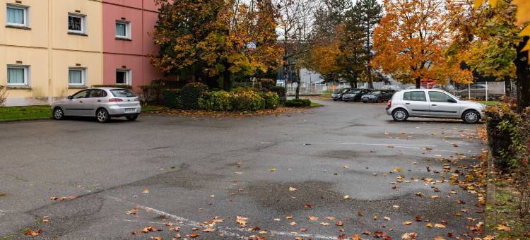 格勒诺布尔大学2号B&B住宿加早餐酒店(B&B HOTEL Grenoble Université 2)图片