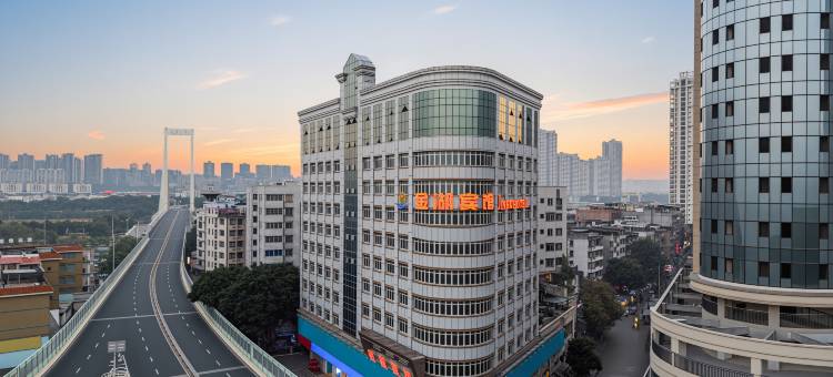 金湖宾馆(南宁南湖公园广西医科大学一附院店)图片