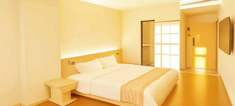 龙猫精灵酒店(沈阳高铁站店)图片