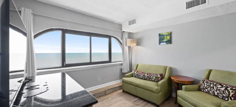 Capital O 日落浪潮酒店默特尔比奇海滨(Capital O Sunset Waves Hotel Myrtle Beach Oceanfront)图片