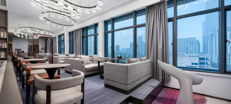 南昌NGNG酒店(红谷滩万达广场卫东地铁站店)图片