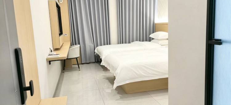 阿拉尔怡锦酒店(塔里木大学汇嘉时代广场店)图片