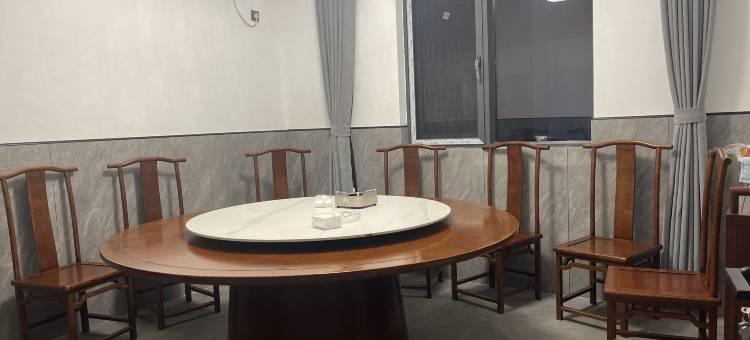 半日闲民宿(齐云山景区店)图片