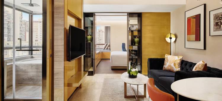 洲至奢选上海静安THE ONE套房酒店图片
