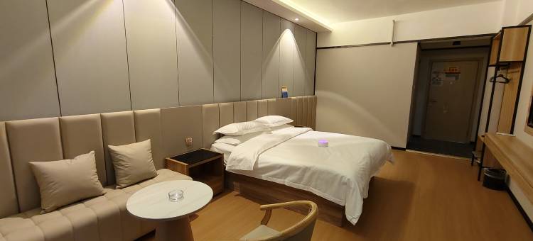 乌鲁木齐汇豪酒店(天山国际机场店)图片