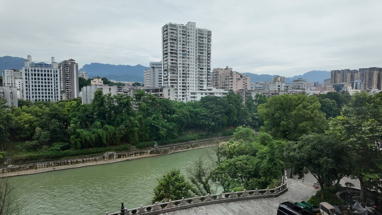 大隐泊森酒店(恩施舞阳坝店)图片