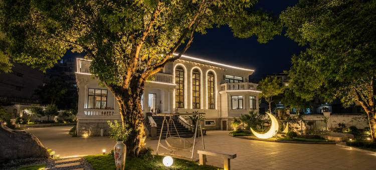 白墨·White Manor | 法式艺术庄园酒店(景德镇北站店)图片