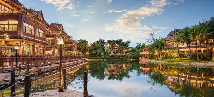西双版纳景洪美度大酒店(热带花卉园傣乡水城店)图片