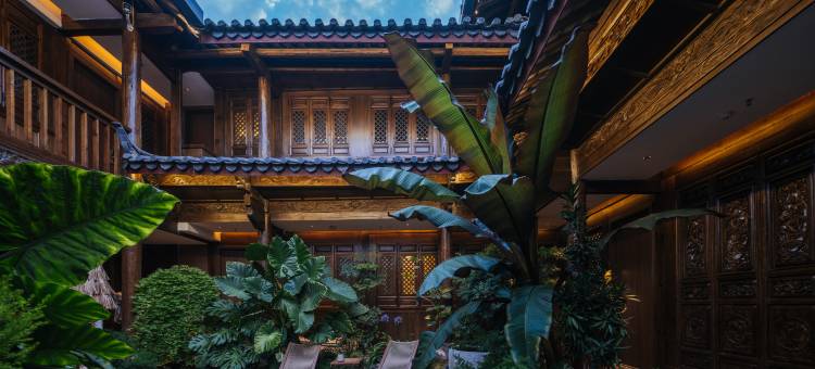 花筑·三宅壹笙·中古设计师观雪民宿(丽江古城四方街店)图片