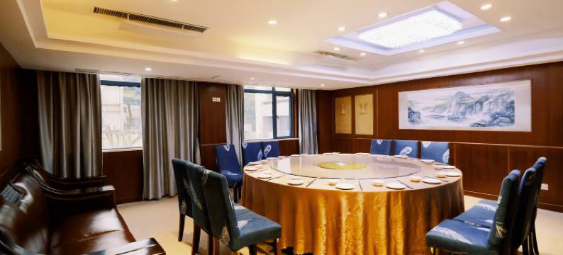 杭州西湖湖滨河坊街丽正门酒店图片