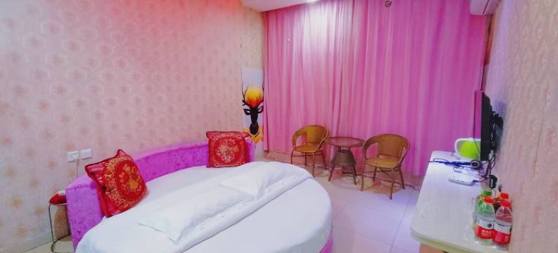 爱尚主题宾馆(信阳师范大学店)图片