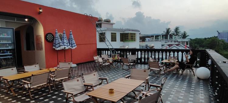 三亚 Summer·冬藏海景设计民宿&Whisky Bar(蜈支洲岛后海店)图片