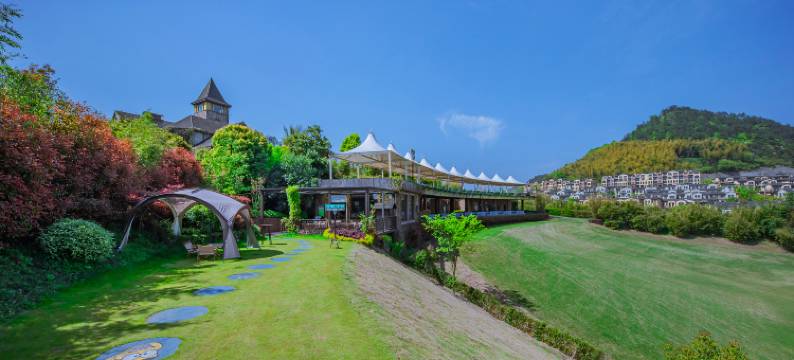 安吉龙王溪高尔夫度假别墅图片