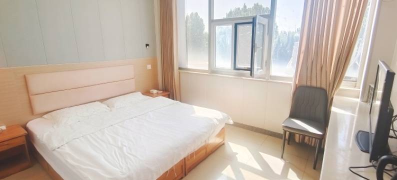 佳合宾馆(烟台澳柯玛大街店)图片