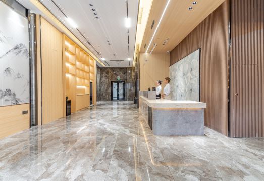 维福顿酒店（小北地铁站东海大厦店）外景图