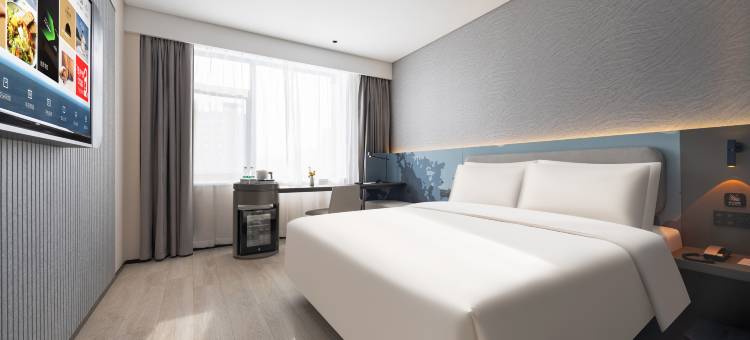 沈阳于洪广场地铁站黄海路轻居酒店图片