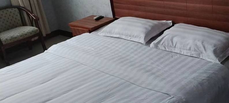 西峡炜隆宾馆图片