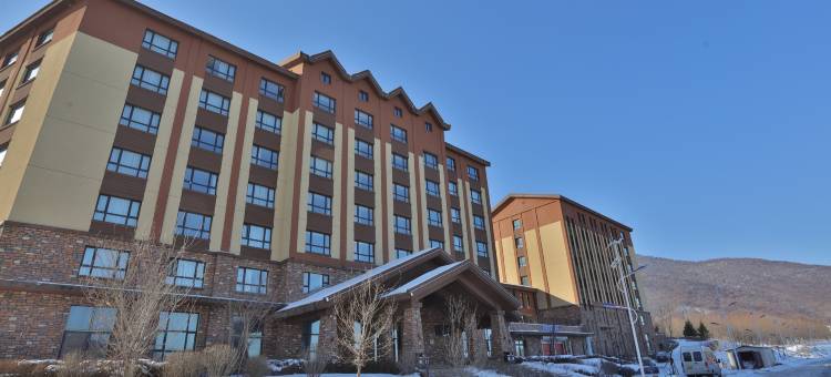 北大湖山湖居酒店图片