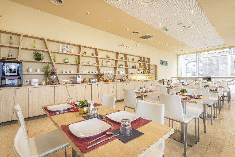 Zenitude Hôtel Résidences Marseille Saint-Charles Over view