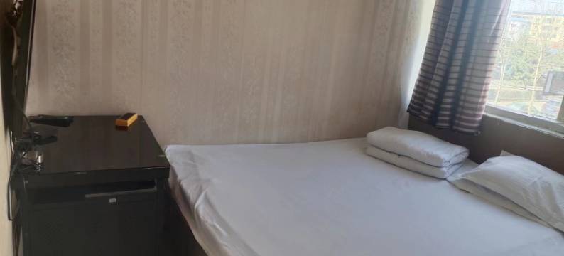 北安鑫雨招待所(北安客运站店)图片