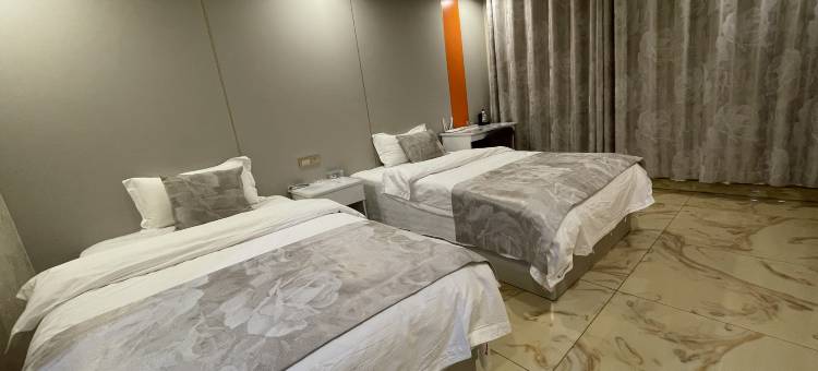 四子王旗明都商务酒店图片