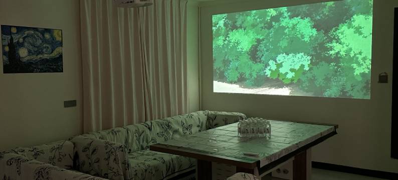 流光青旅(西宁火车站店)图片