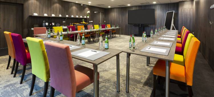 Roi Soleil Prestige Plaisir - St Quentin酒店(Hôtel Roi Soleil Prestige Plaisir - St Quentin)图片