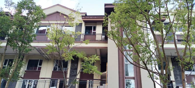 南充华灯初上民宿图片