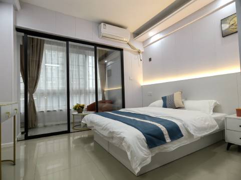 云来小筑民宿(高沙路地铁站店)