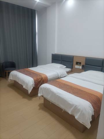 茶苑宾馆(昌宁县人民医院店)