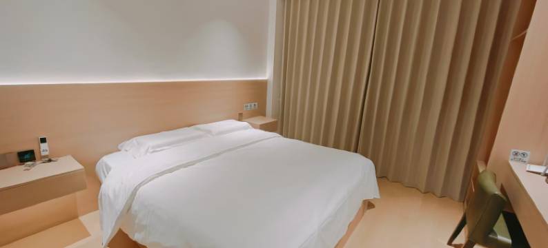 予见予兮轻奢酒店(许昌胖东来时代广场店)图片