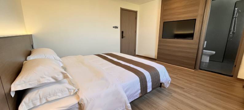 吉佰萃酒店(新津客运中心五津地铁站店)图片