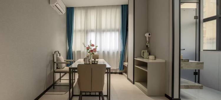 丽都轻奢公寓(中山大涌红木文化博览城店)图片