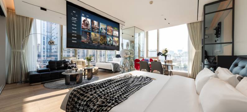 盈嘉･云曦天际S高空设计师酒店(成都太古里旗舰店)图片