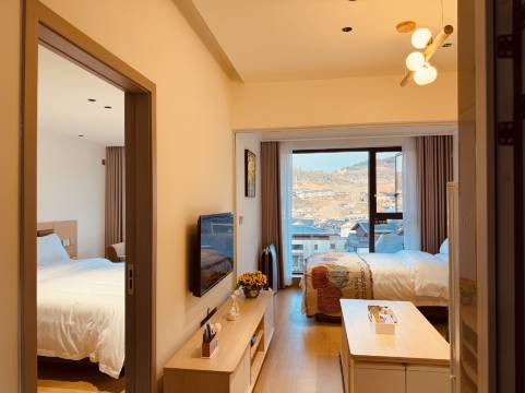 百里杜鹃微客花间故事民宿