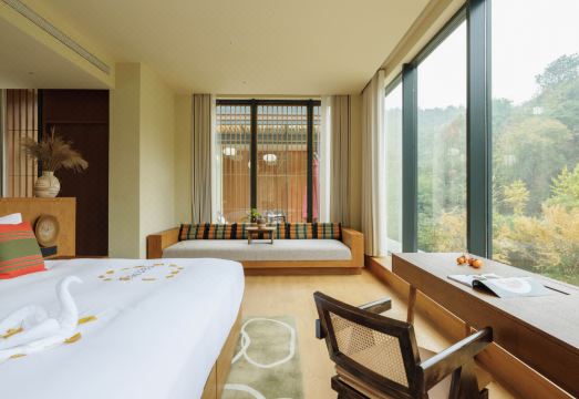 Suizhou Naked Home GRAND Hotel Hotel Overview