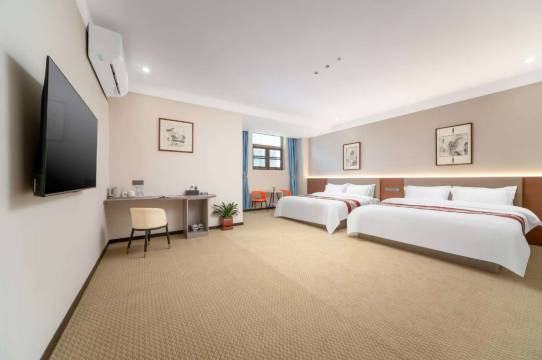 左岸酒店(齐河欧乐堡海洋极地世界店)