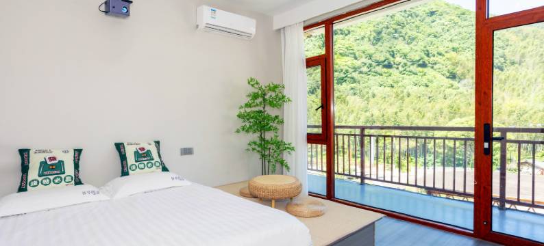 泾县伍号民居·溯溪·隐世(月亮湾风景区店)图片