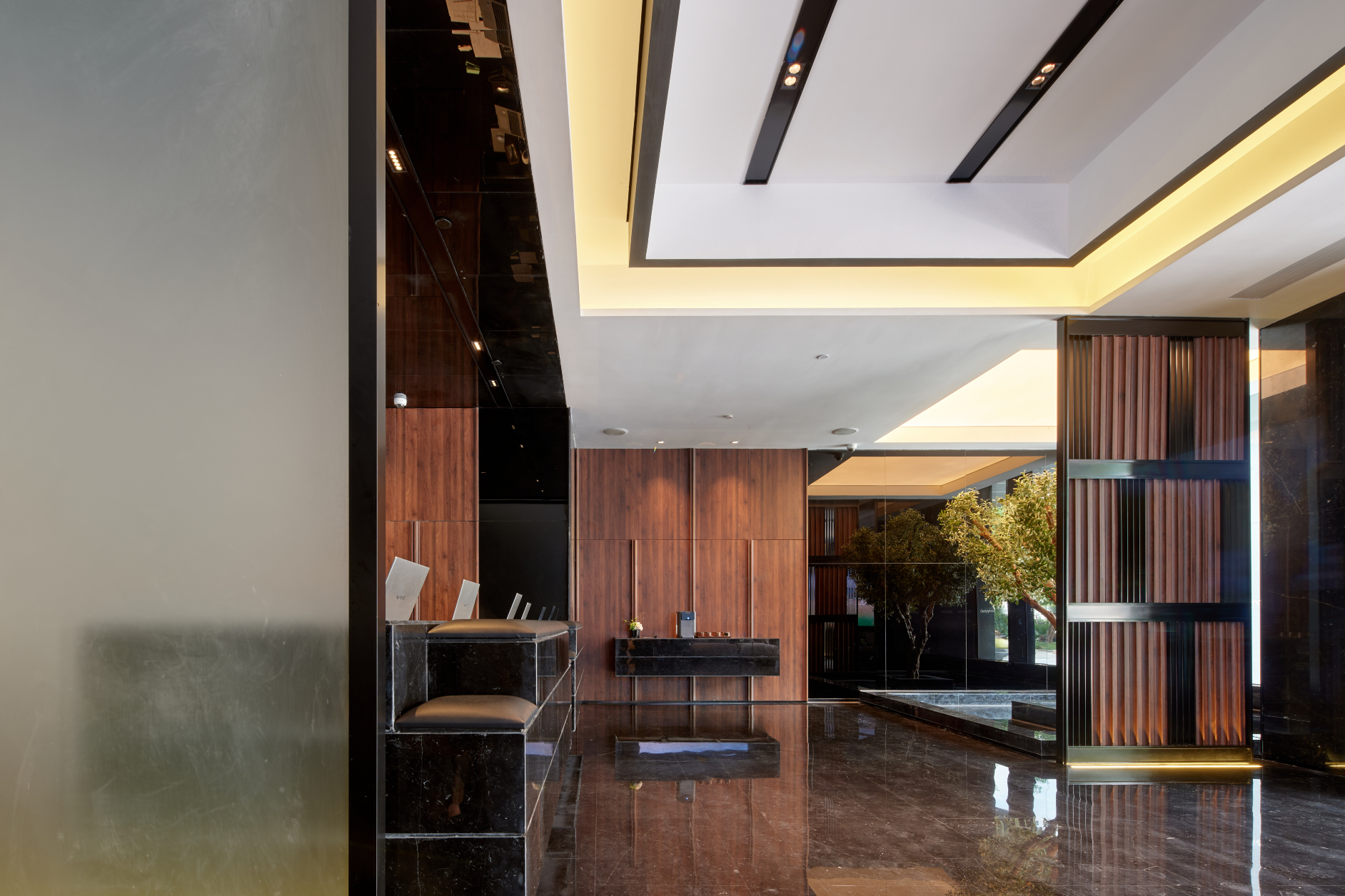 Rongcheng Holiday Hotel  (Shuangliu International Airport Outlet Store) Hotel Overview