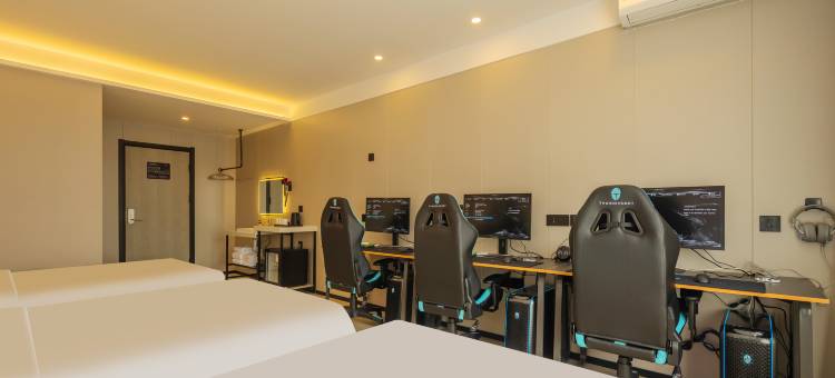 雷神电竞酒店(迎春大街烟台大学店)图片