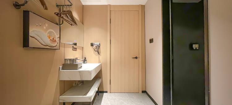 根河右岸酒店图片